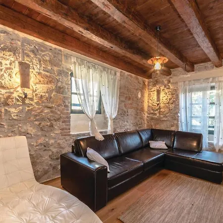 Beautiful Home In Preko With 2 Bedrooms, Sauna And Internet Holiday home